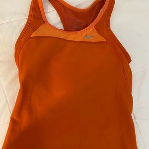 NIKE Runner Top
